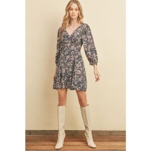 Dress Forum- NWT Paisley Floral Dress in Navy Small